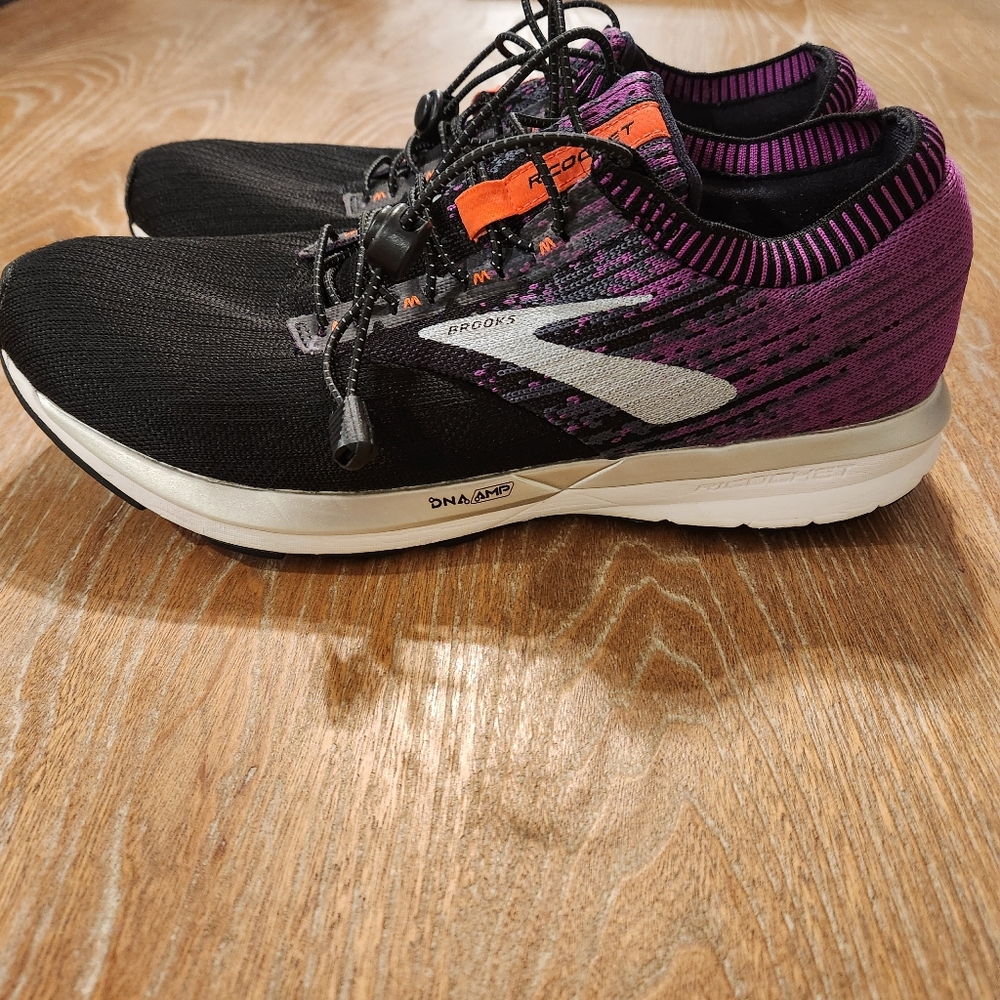 BROOKS Ricochet Purple Aster/Neon Coral Women's Size‎ 12 Running Shoes